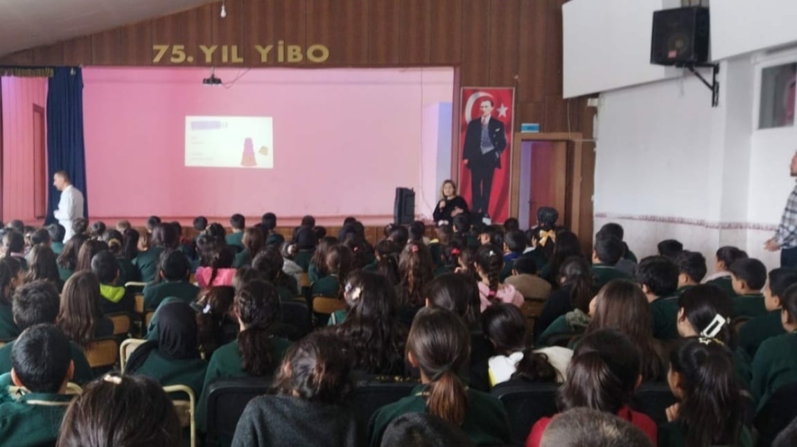 Sosyal medyanın öğrenci davranışları üzerindeki etkisi...